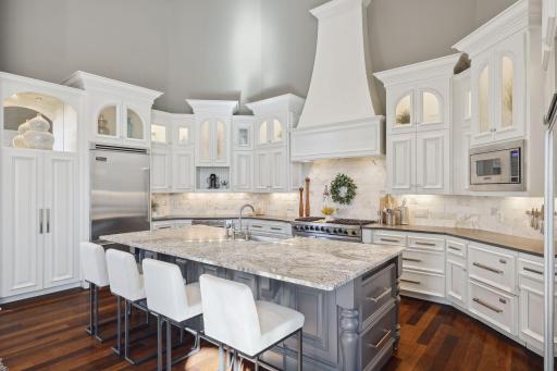 350 Calamus Circle, Medina, MN 55340