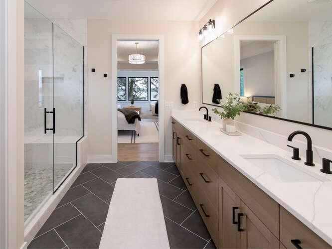 5038 Condons St SE Prior Lake-small-056-062-Primary Bathroom-666x500-72dpi.jpg