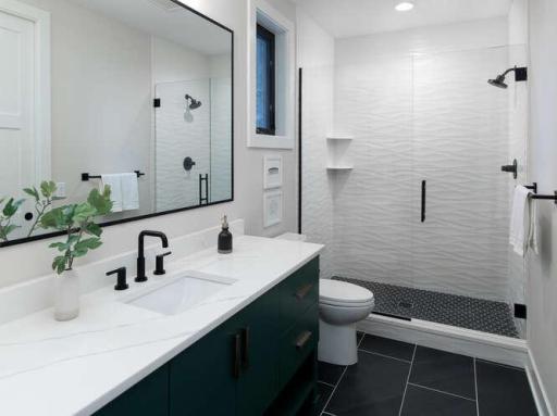 5038 Condons St SE Prior Lake-small-058-061-Bathroom-666x500-72dpi.jpg