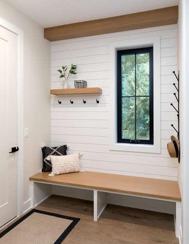 5038 Condons St SE Prior Lake-small-061-058-Mud Room-388x500-72dpi.jpg