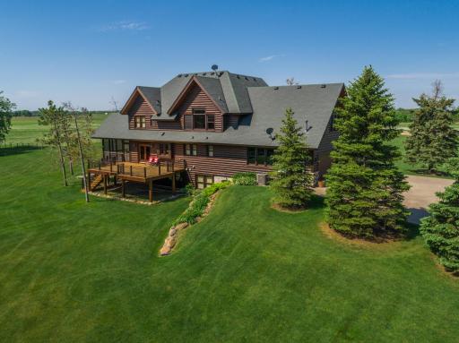 9130 Pioneer Trail, Loretto, MN 55357