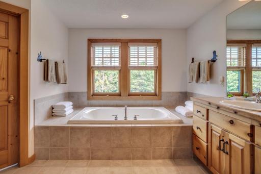 9130 Pioneer Trail, Loretto, MN 55357