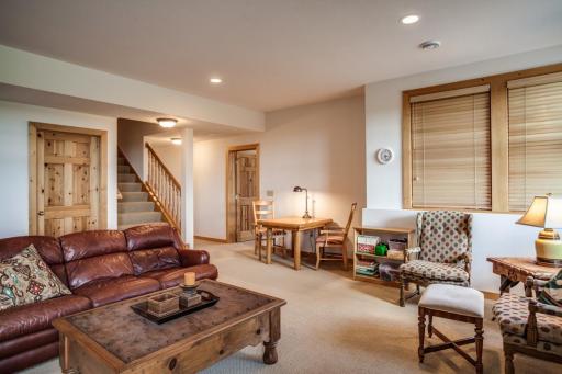 9130 Pioneer Trail, Loretto, MN 55357