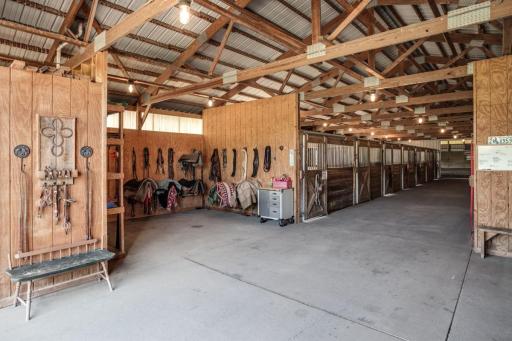 9130 Pioneer Trail, Loretto, MN 55357