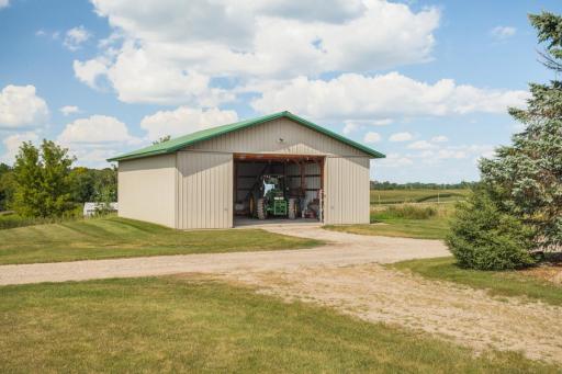 9130 Pioneer Trail, Loretto, MN 55357