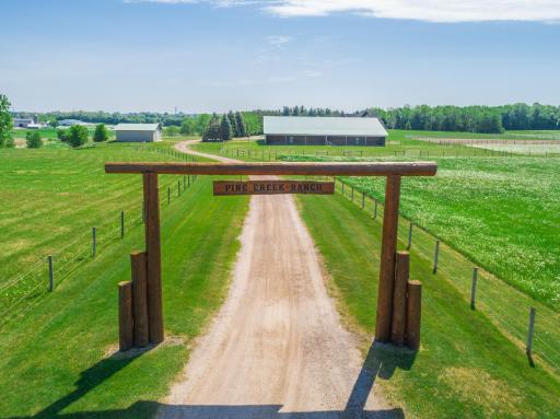 9130 Pioneer Trail, Loretto, MN 55357