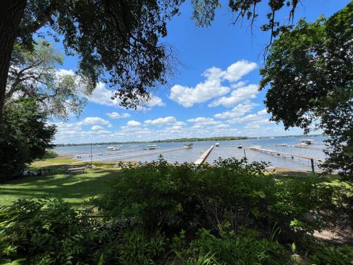 2535 S Shore Boulevard, White Bear Lake, MN 55110