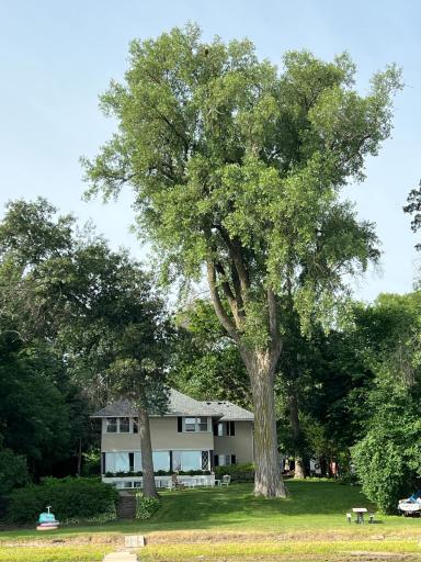 2535 S Shore Boulevard, White Bear Lake, MN 55110