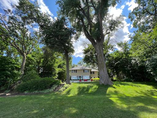 2535 S Shore Boulevard, White Bear Lake, MN 55110