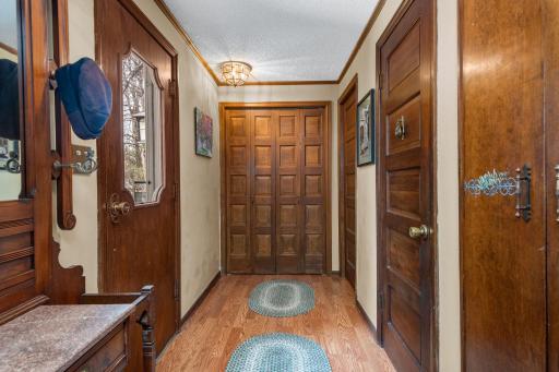 2535 S Shore Boulevard, White Bear Lake, MN 55110
