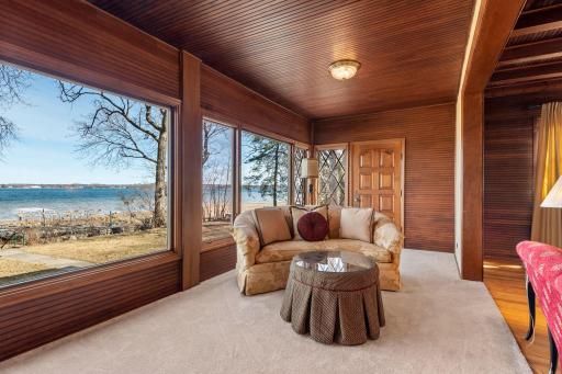 2535 S Shore Boulevard, White Bear Lake, MN 55110