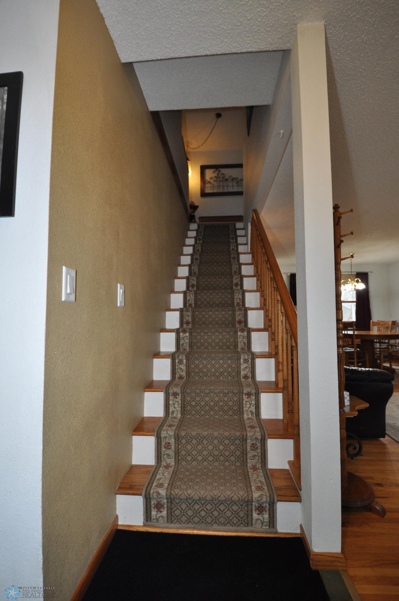 Oak tread stairway to second floor