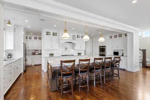 2805 Center Road, Wayzata, MN 55391