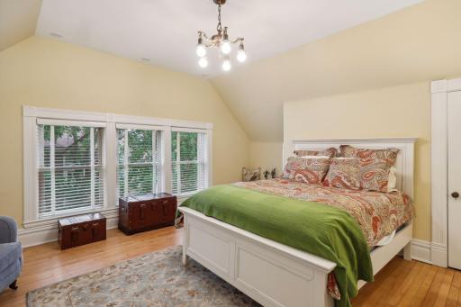 107 Virginia Street, Saint Paul, MN 55102