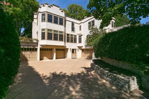 1820 Knox Avenue S, Minneapolis, MN 55403