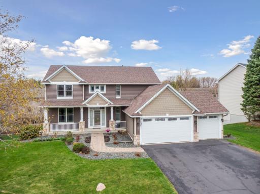 Charming front porch 2 story walkout in desirable Springfield neighborhood!