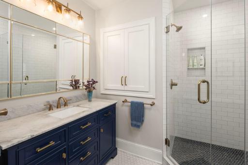 2815 Dean Parkway, Minneapolis, MN 55416