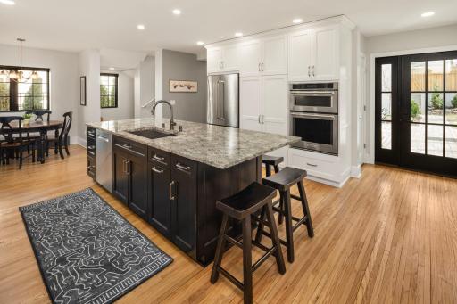 2815 Dean Parkway, Minneapolis, MN 55416