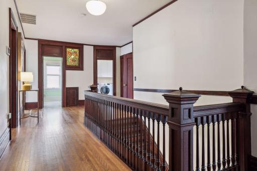 1811 Emerson Avenue S, Minneapolis, MN 55403