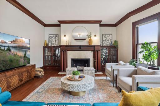 1811 Emerson Avenue S, Minneapolis, MN 55403