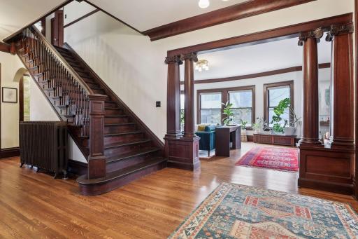 1811 Emerson Avenue S, Minneapolis, MN 55403