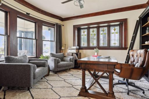 1811 Emerson Avenue S, Minneapolis, MN 55403