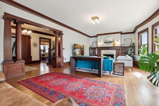1811 Emerson Avenue S, Minneapolis, MN 55403