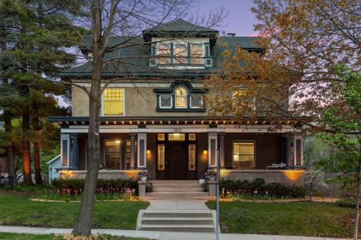 1811 Emerson Avenue S, Minneapolis, MN 55403