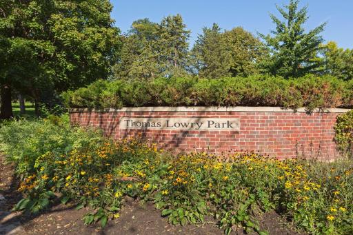 1811 Emerson Avenue S, Minneapolis, MN 55403