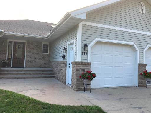 111 Montana Avenue, Morris, MN 56267