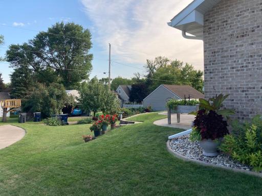 111 Montana Avenue, Morris, MN 56267