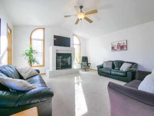 111 Montana Avenue, Morris, MN 56267