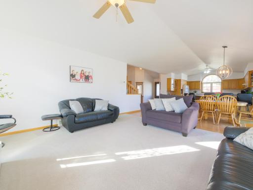 111 Montana Avenue, Morris, MN 56267