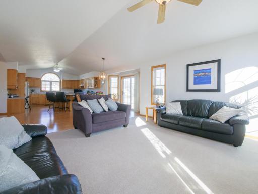 111 Montana Avenue, Morris, MN 56267