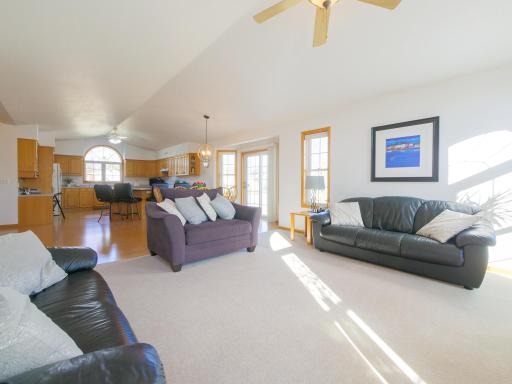 111 Montana Avenue, Morris, MN 56267