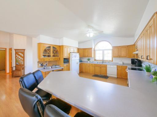 111 Montana Avenue, Morris, MN 56267