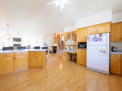 111 Montana Avenue, Morris, MN 56267