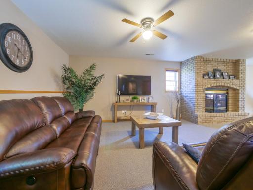 111 Montana Avenue, Morris, MN 56267