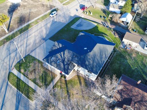 111 Montana Avenue, Morris, MN 56267