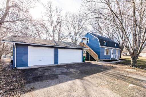 2050 107th Avenue NW, Coon Rapids, MN 55433