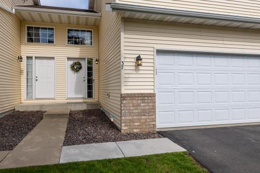 37 Willow Way, Farmington, MN 55024