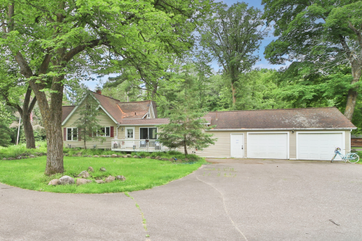 8619 Interlachen Road, Nisswa, MN 56468