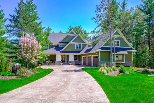 5647 57th Street Circle N, Lake Elmo, MN 55042