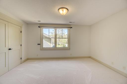 5647 57th Street Circle N, Lake Elmo, MN 55042