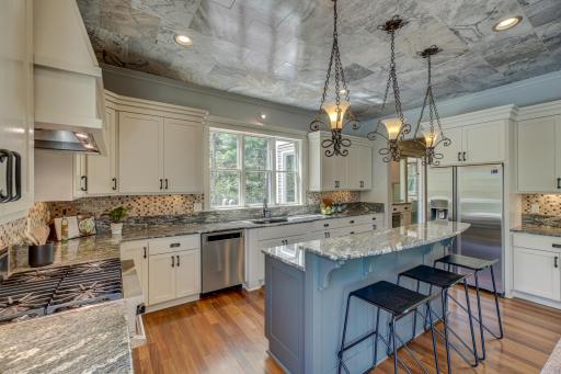 5647 57th Street Circle N, Lake Elmo, MN 55042