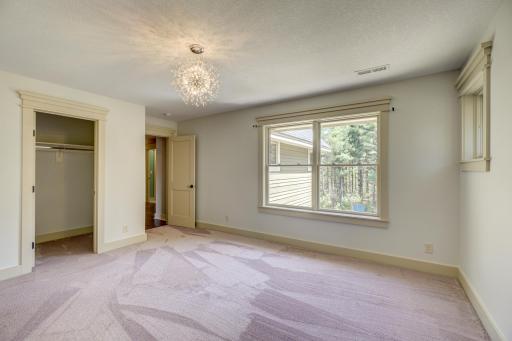 5647 57th Street Circle N, Lake Elmo, MN 55042