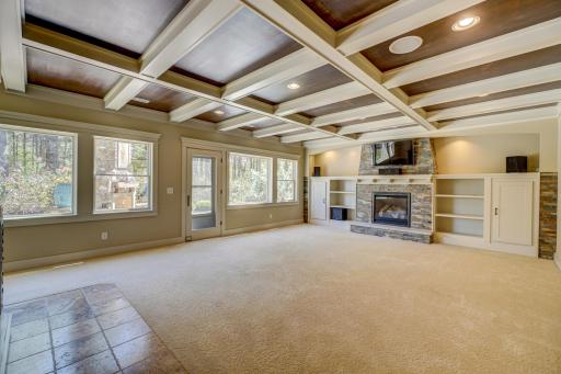 5647 57th Street Circle N, Lake Elmo, MN 55042