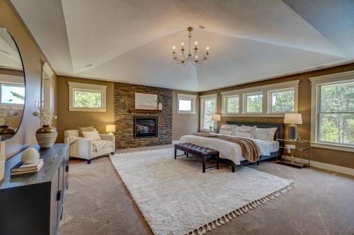 5647 57th Street Circle N, Lake Elmo, MN 55042