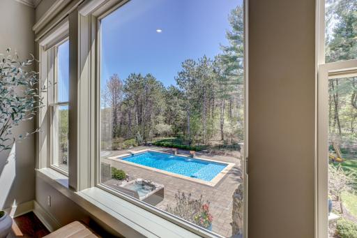 5647 57th Street Circle N, Lake Elmo, MN 55042