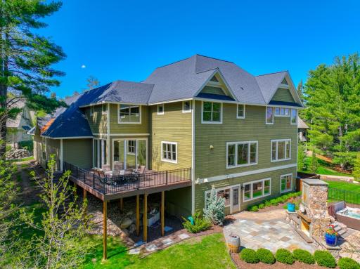 5647 57th Street Circle N, Lake Elmo, MN 55042